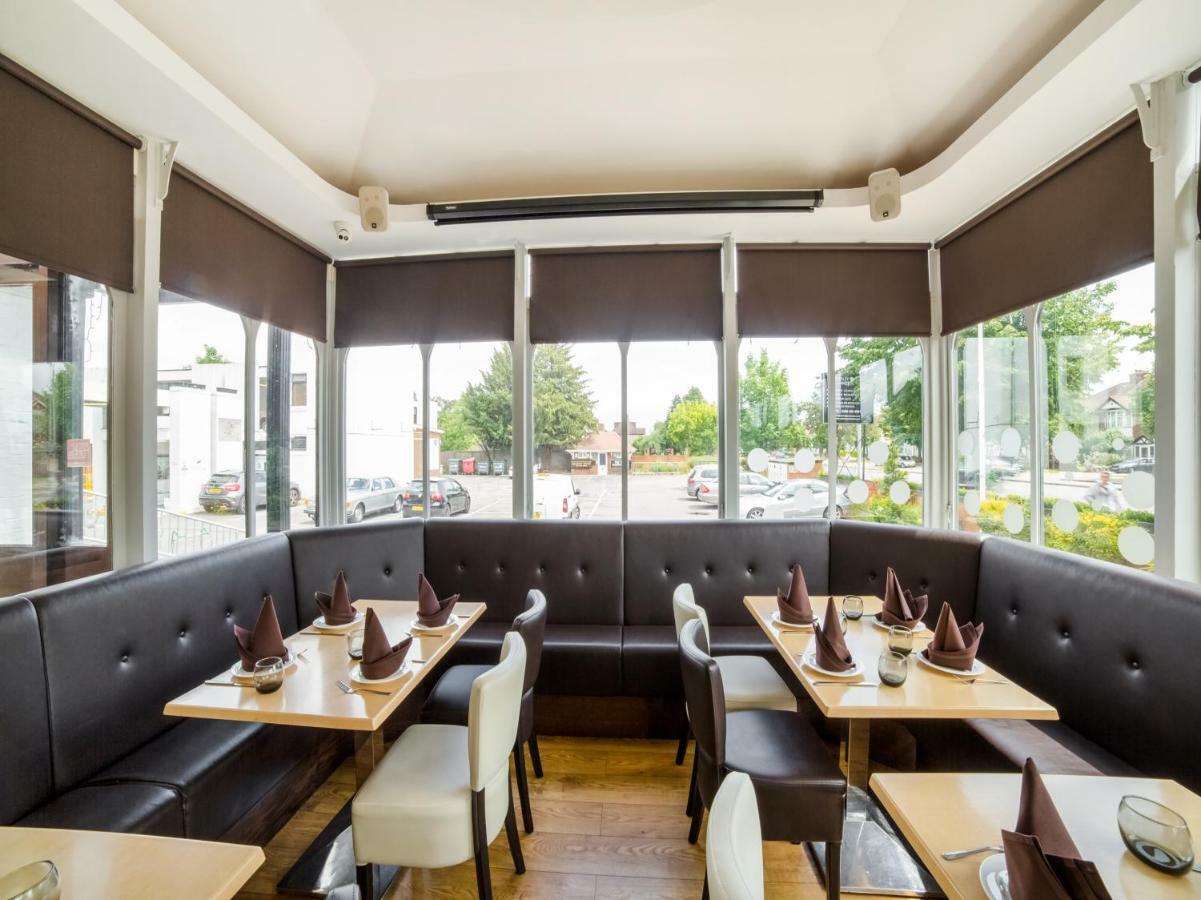 Oyo Osterley Park Hotel Isleworth Ngoại thất bức ảnh