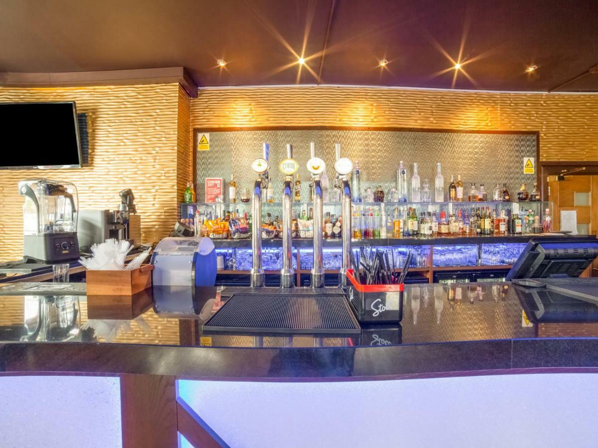Oyo Osterley Park Hotel Isleworth Ngoại thất bức ảnh